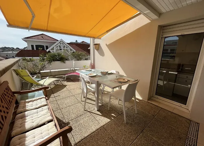 T3 Centre Avec Terrasse, Parking Et Menage Inclus - Fr-1-374-206 아파트 아르카숑